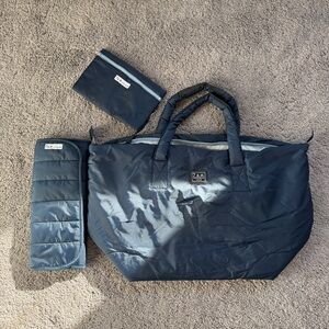 NWOT 7AM Voyage Blue Weekend Diaper Bag